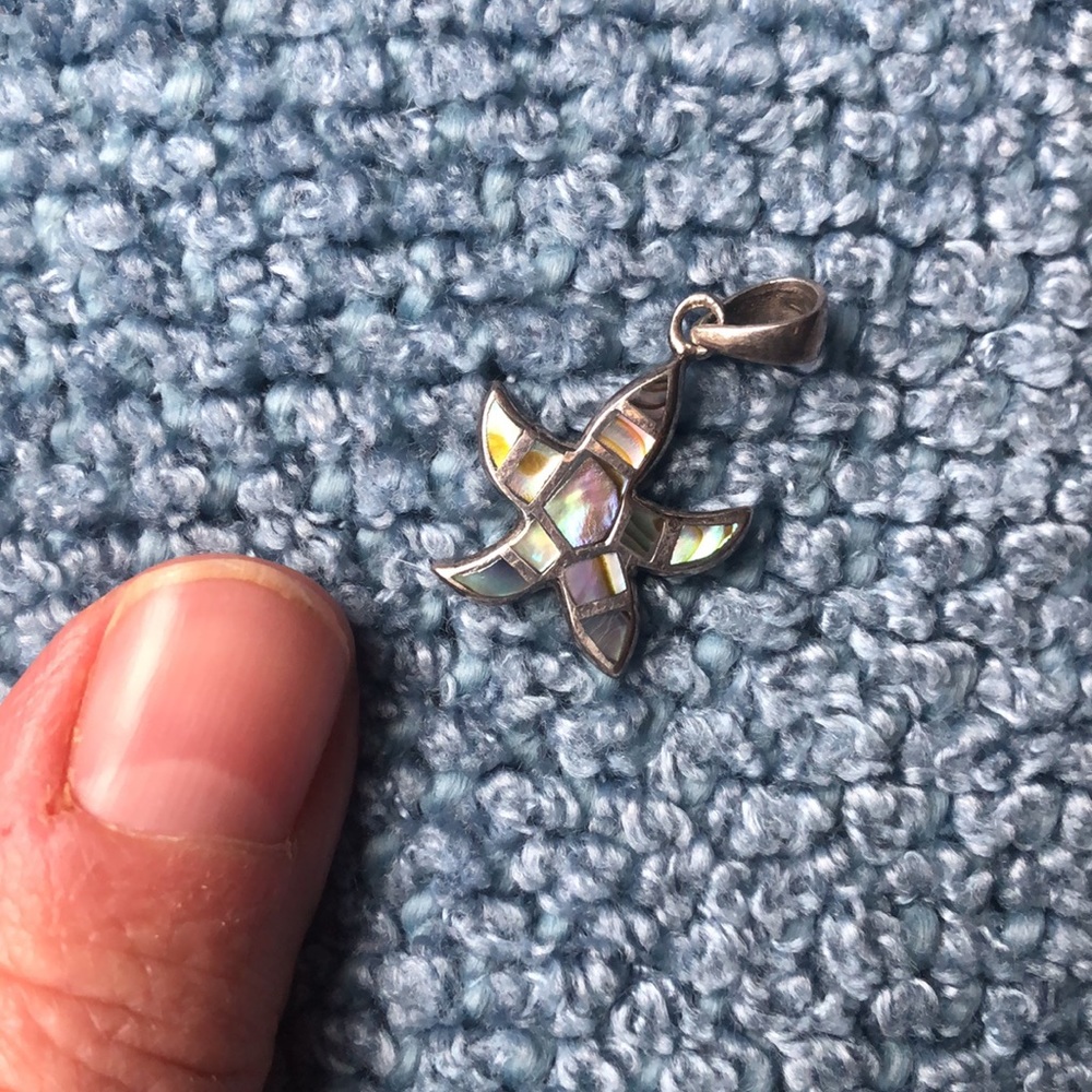 ✨Starfish pendant, Abalone & Silver - Picture 3 of 4